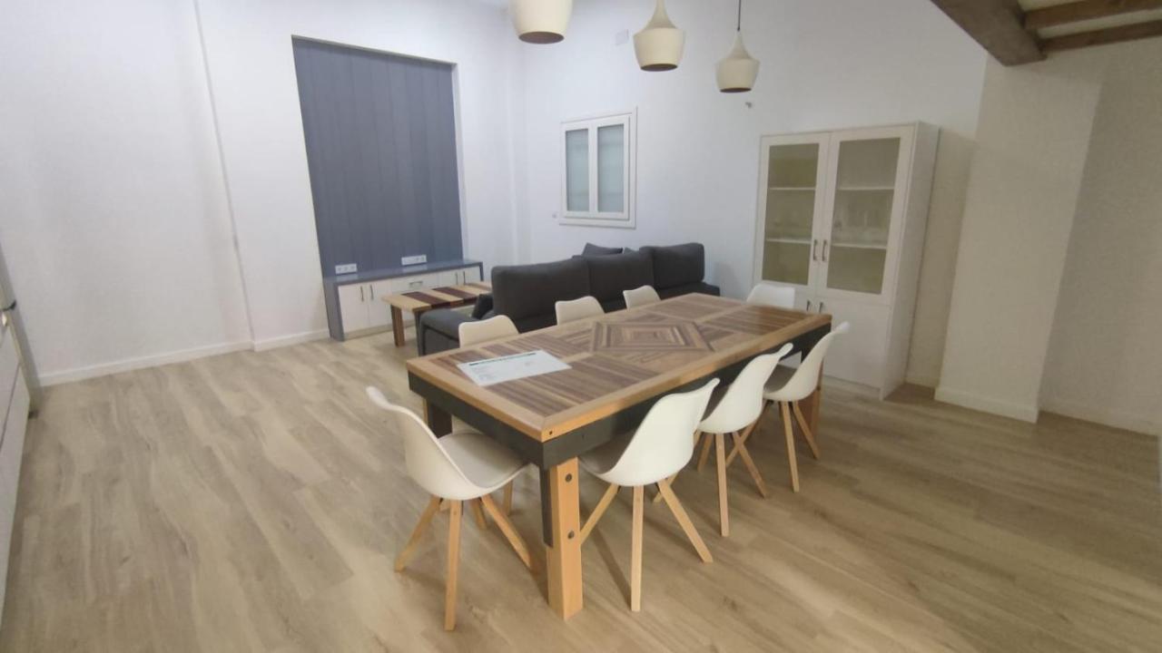 Vivienda Turistica Los Robles Tudela Extérieur photo